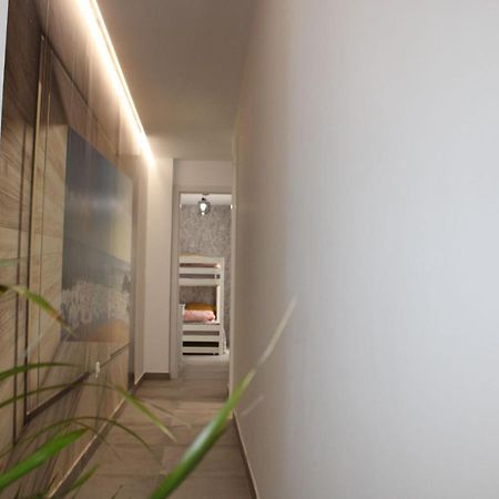 Los Boliches Holidays Suites Фуeнхирола Екстериор снимка